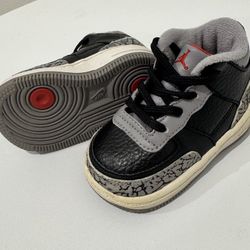 Toddler shoes Air Jordan 3 Retro “Black Cement” (Toddler), size 3C