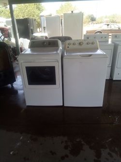 GE washer and dryer gas Set