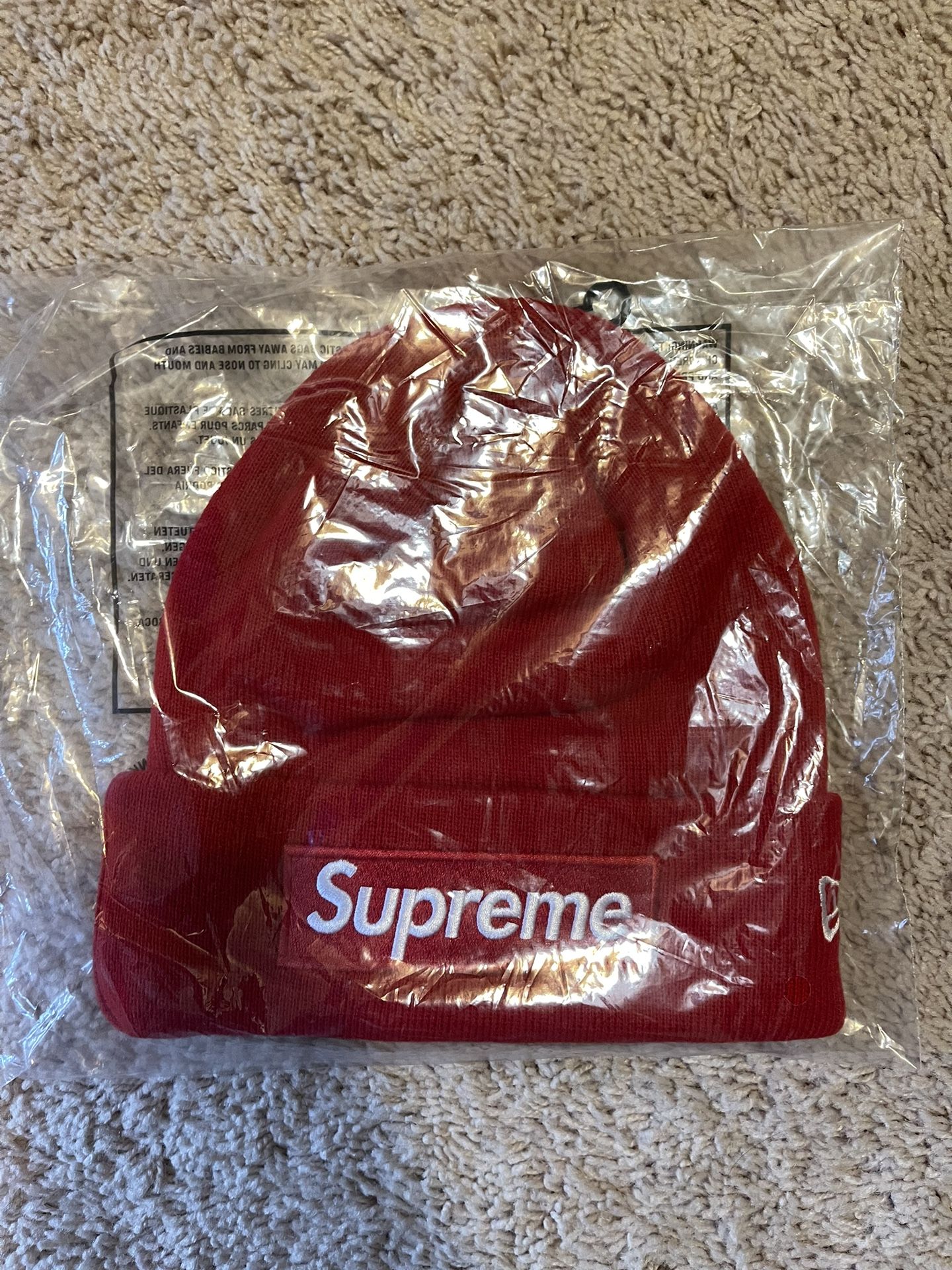 FW23 Red Supreme New Era Beanie (Brand New With Tags)