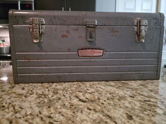Classic Craftsman Steel Tool Box With Tool Tray