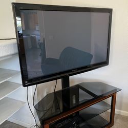 TV + DVD Player 