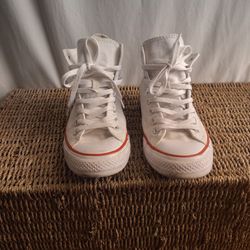 Converse Mens 7.5/Women's 9.5