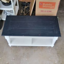 Coffee Table/Kids Table 
