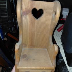 Heart Chair For Doll 