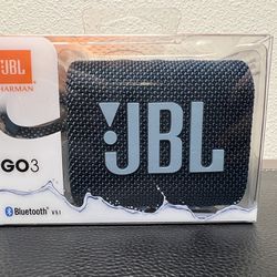 JBL Go 3: Portable Speaker with Bluetooth, Builtin Battery, Waterproof and  Dustproof Feature Blue for Sale in Henderson, NV - OfferUp