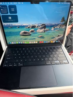 MacBook Air 2025 M4 chip