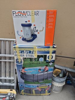 Piscina y filtro de agua