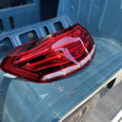 Mercedes Benz 2014-2016 Taillight Left Side 