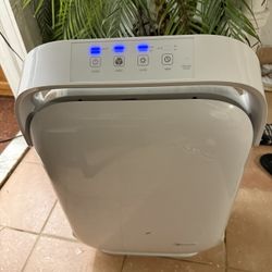 GERMGUARDIAN Portable Air Cleaner: 1,620 sq ft Max Coverage Area, 265 cfm Max Airflow