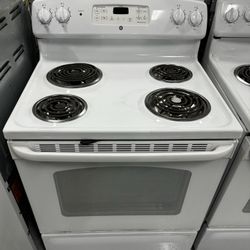 USED! GE White Electric Coil Top Range