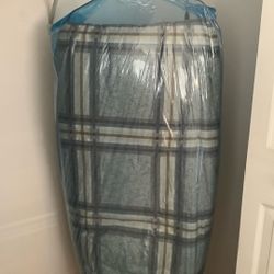 Reversible Queen Comforter