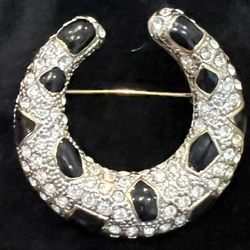 Brooch