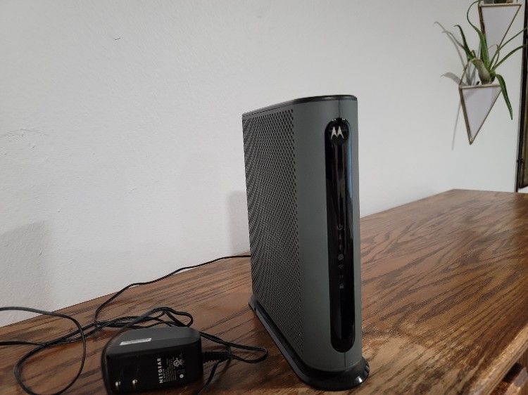 Modem Motorola Netgear 7550