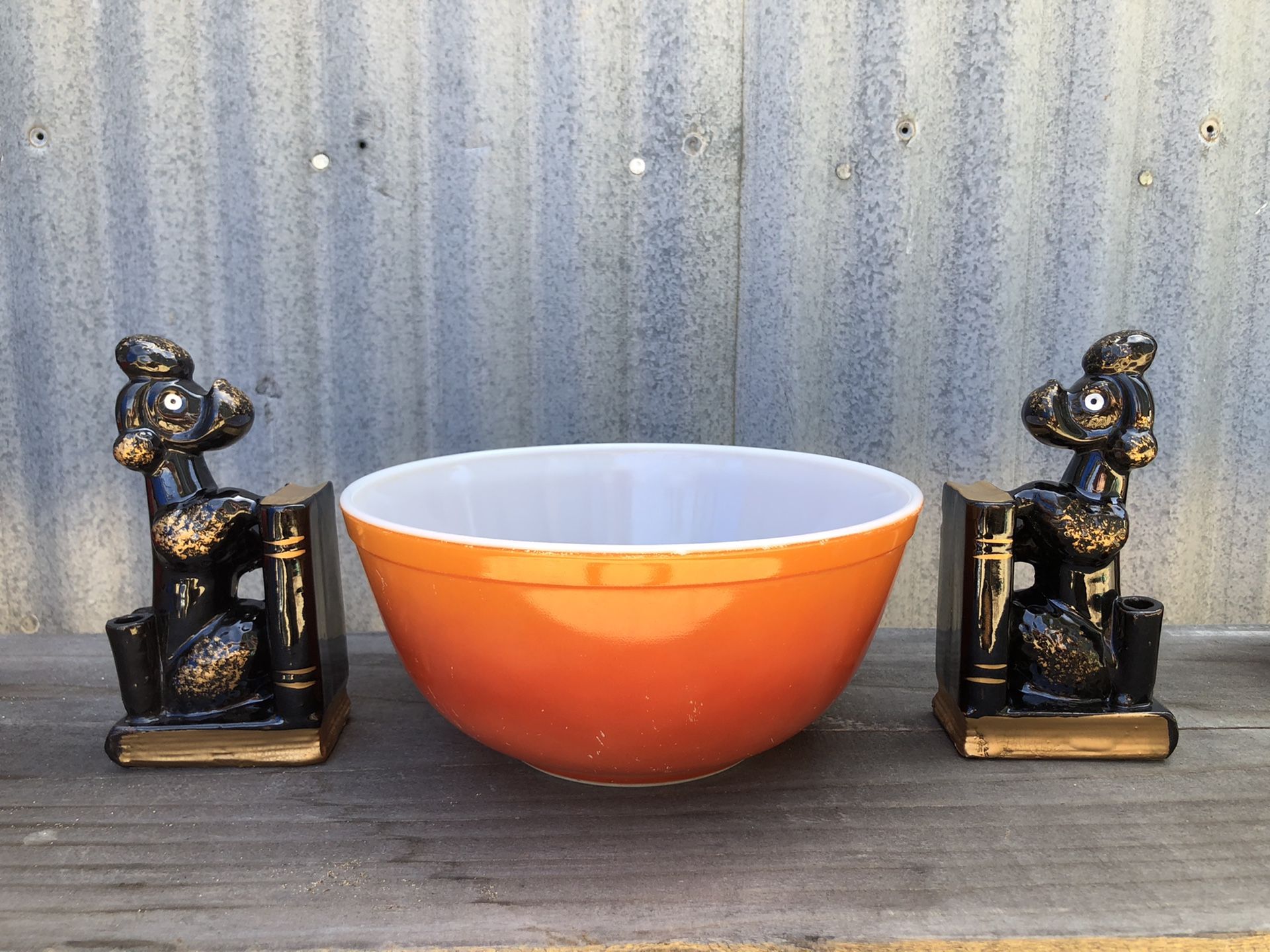 Pyrex Ombré Orange 403 nesting Bowl