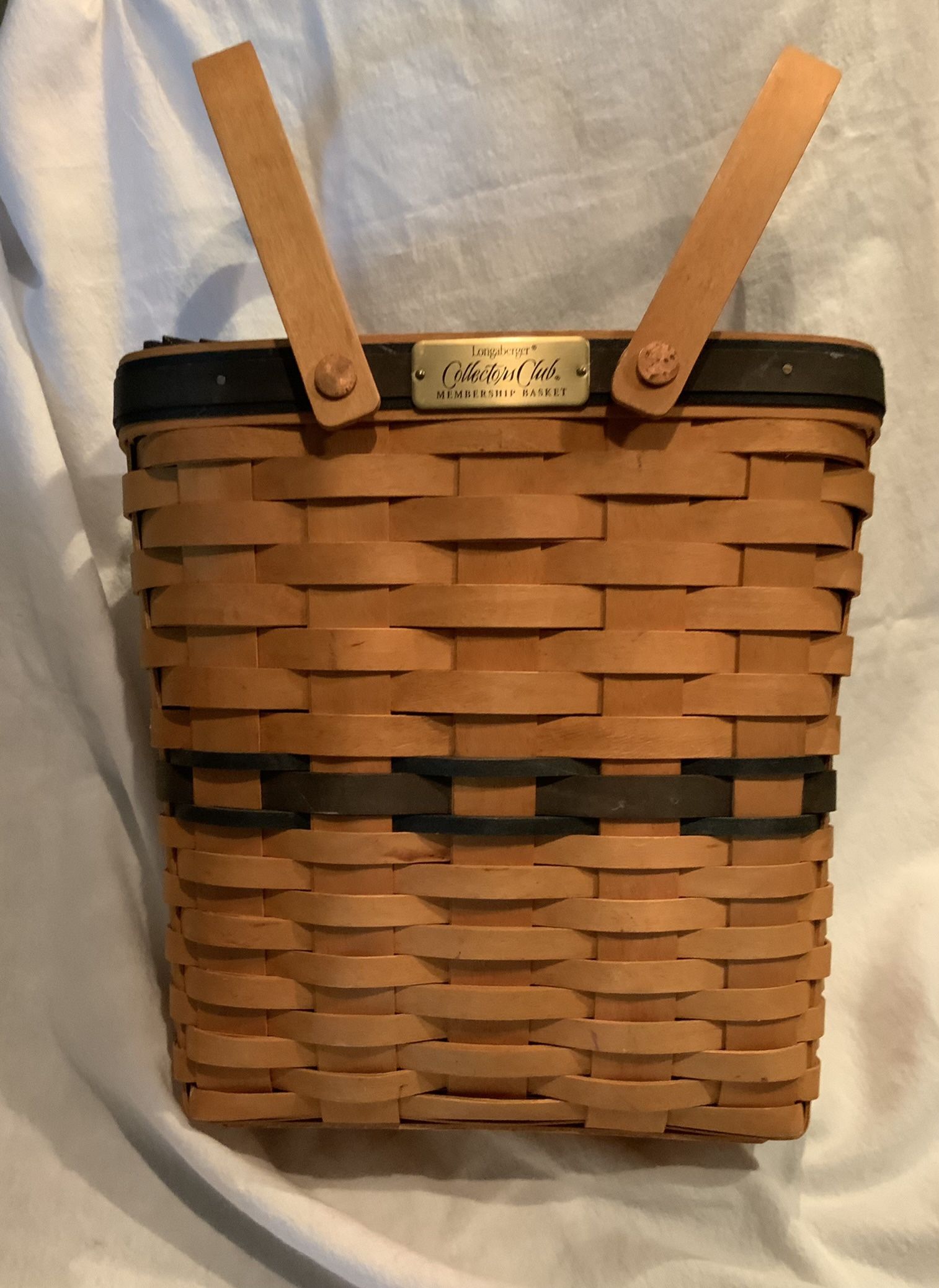 Longaberger Collectors Club Membership Basket Mint Condition