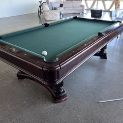 Pool Table 8ft- Brunswick- Simonis 760 Felt- Free Delivery