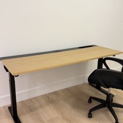 BRAND NEW DESK *PLUG SLOT* *UNUSED*