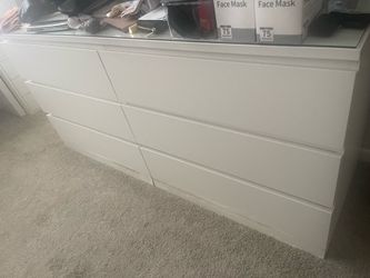 Dresser. Six storage. $15 or lower.