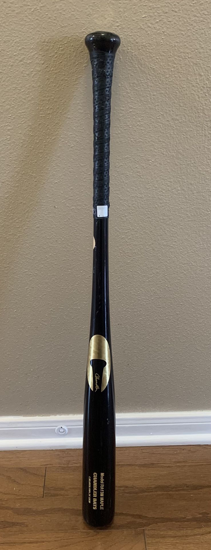CHANDLER Maple Wood Bat 33” 30oz