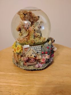 Teddy Bear Snow Globe