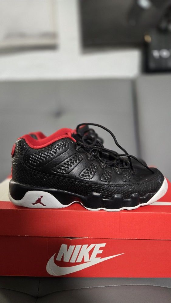 Jordan 9 Retro Low BG 'Snakeskin Size 5.5 Y