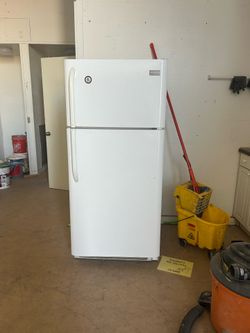 Frigidaire refrigerator
