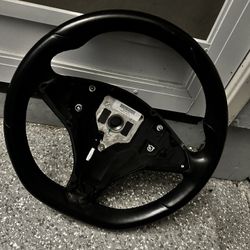 2018 Tesla Steering Wheels Stock 