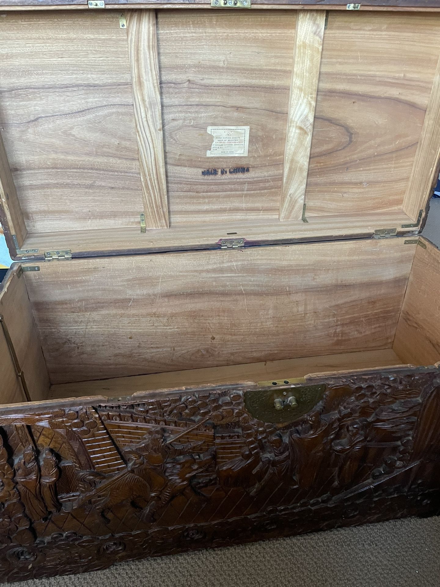 Vintage Chinese Carved Camphor Wood Hope Chest with Glass Cover 40x20x20