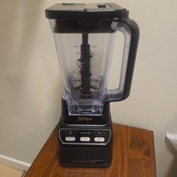 NINJA PROFESSIONAL AUTO-IQ BLENDER