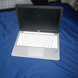 Selling Hp Laptop 