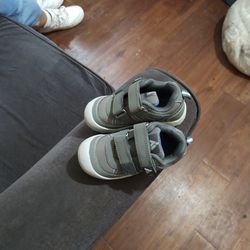 Kids New Shoes  Size 26