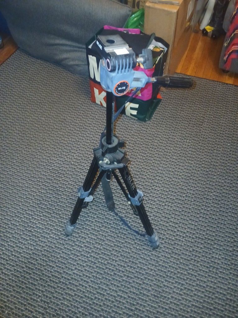 Slik Tripod