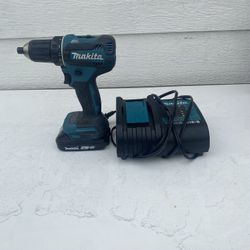 Mikita Drill With Battery And Charger 