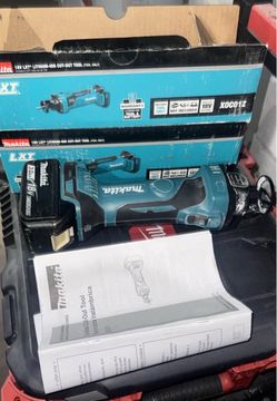 Makita 18V LXT Lithium cordless cutout tool