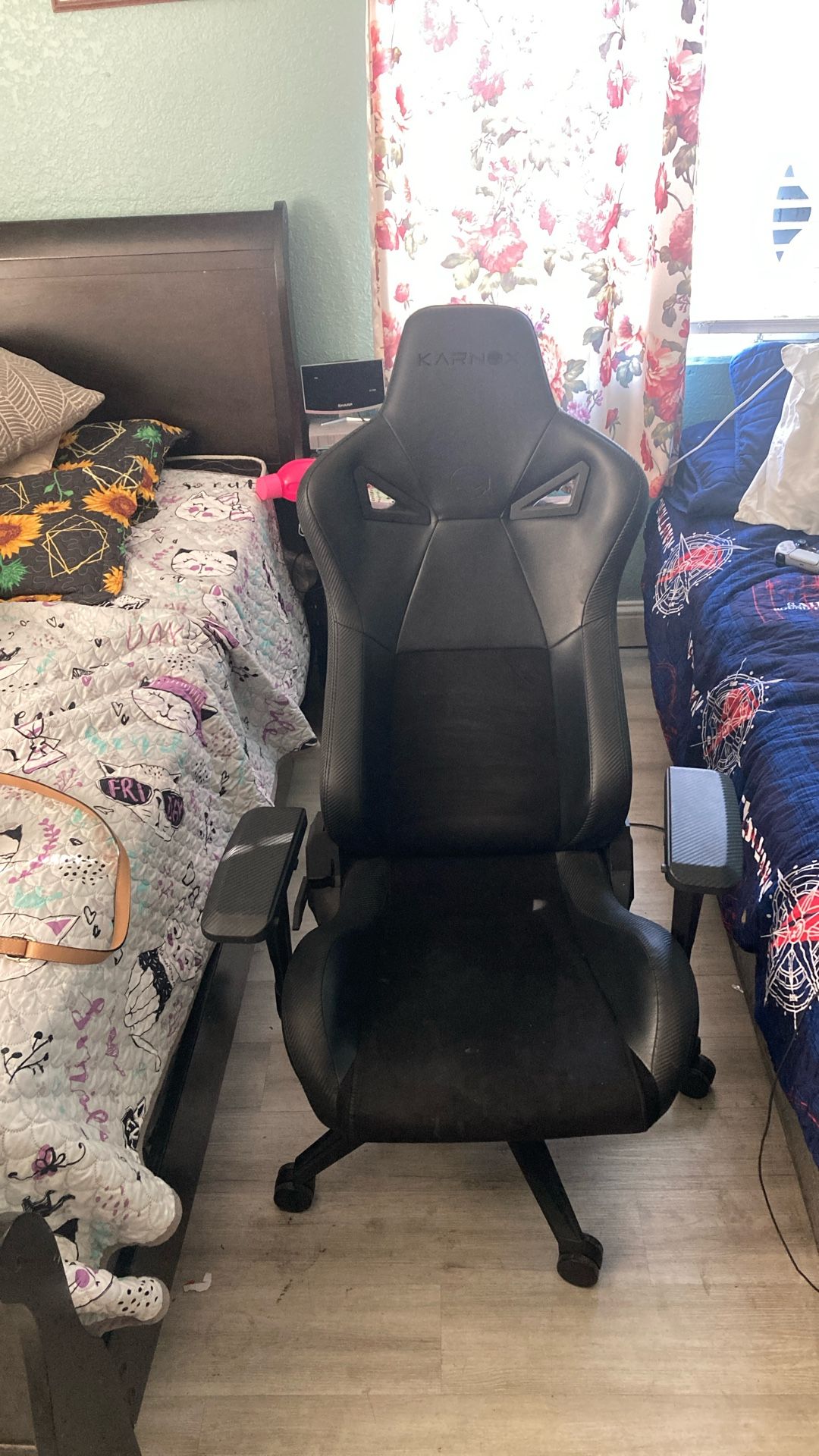 Karonx Gaming Chair