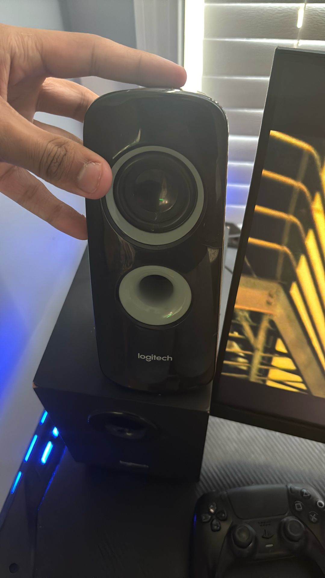Monitor Speakers 