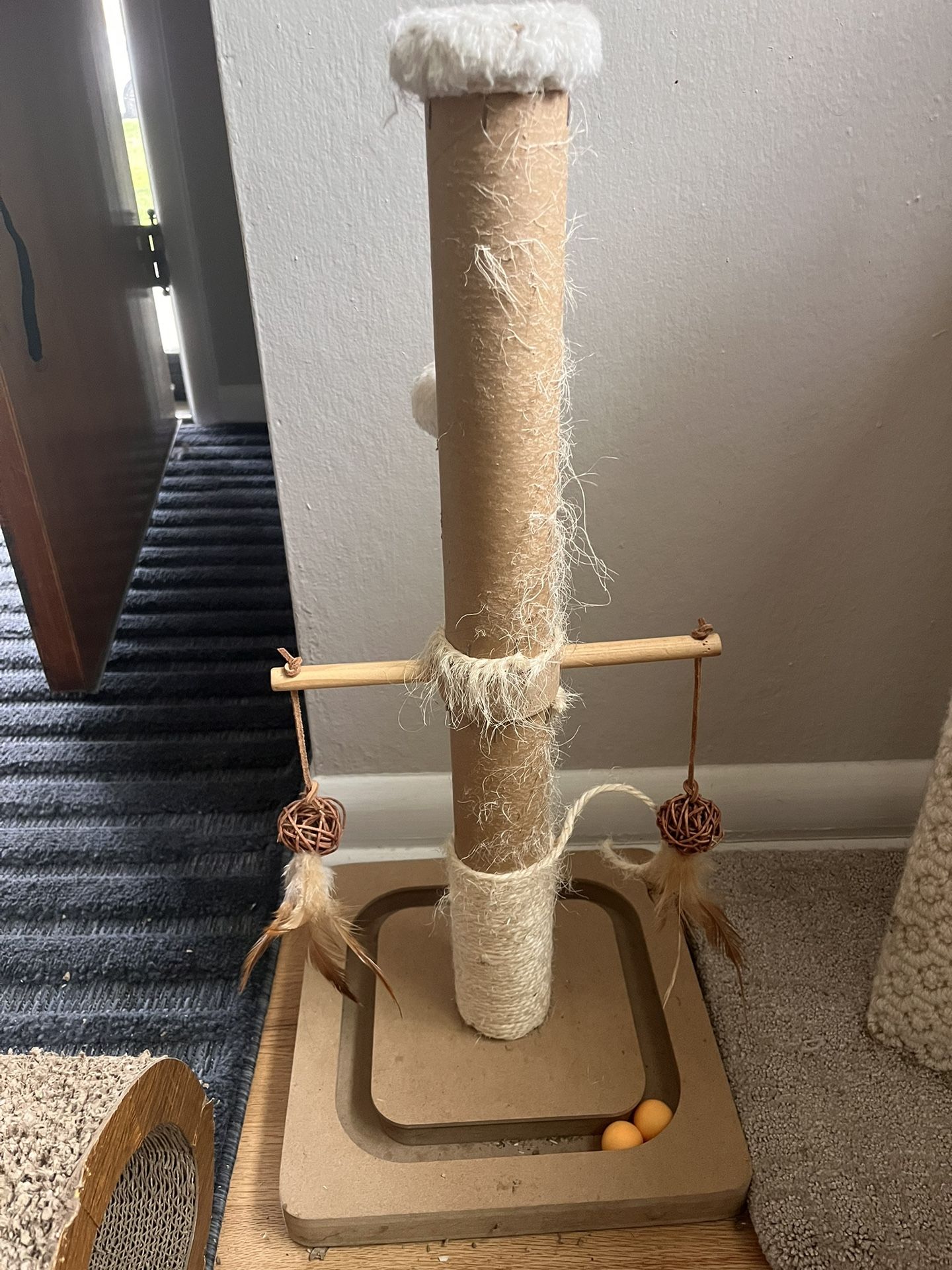 Cat Scratching Post