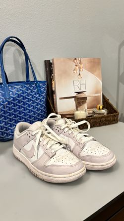 Woman dunks