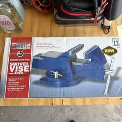 6in Swivel Vise w/ Anvil