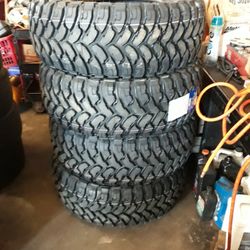 $1100 Comforser M/T (BRAND NEW SETS) 35/12.50/20s & 18s