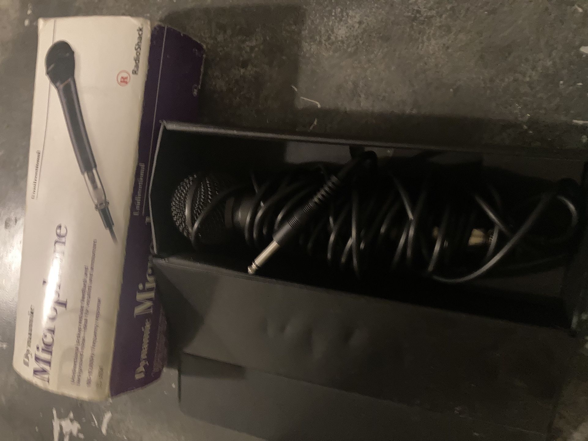 RadioShack Dynamic Microphone