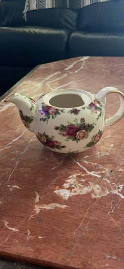 Vintage tea pot