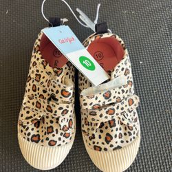 Size 10 Kids Velcro Shoes Cat and Jack