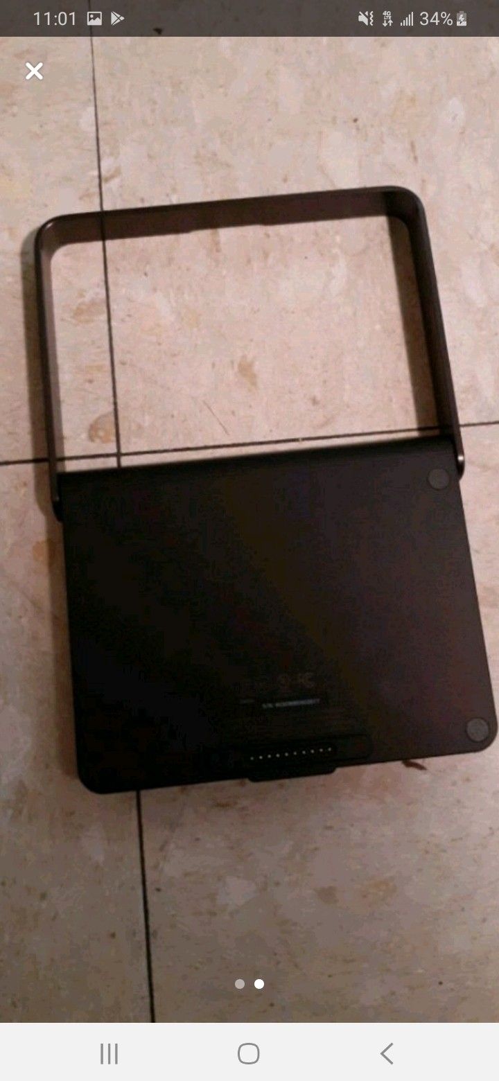 Lg gpad Portable charger and speaker