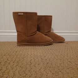 Women's Bearpaw Brown Boots, Size 9-10