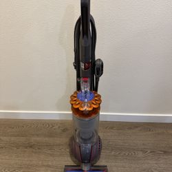 Dyson Ball Animal 3 Upright Vacuum (Like New)