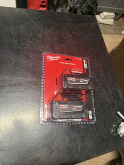 Milwaukee Batteries 18V  XC 3.0 New