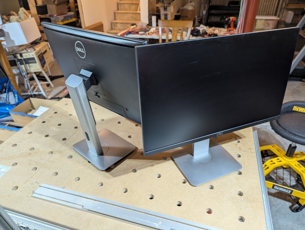 Dell UltraSharp 24" 1080p 60Hz Monitors