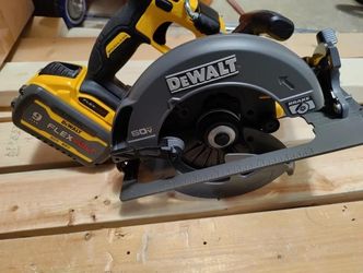 DeWalt 60v Circular saw DCS578 and 9ah flexvolt battery