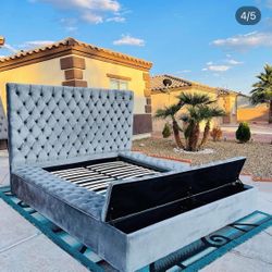 Grey tufted queen storage bed